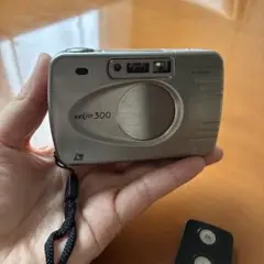 Minolta VECTIS 300 IX-DATE コンパクトフィルムカメラのサムネイル