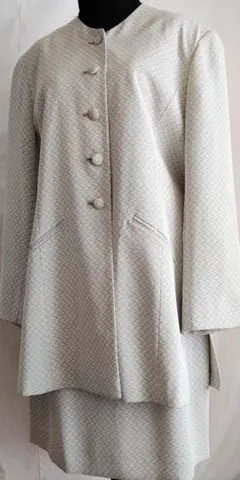 昭和レトロ ジャケット スカートスーツセットアップ 薄いグレー 大きいサイズ