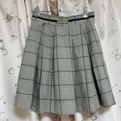 evelyn スカート