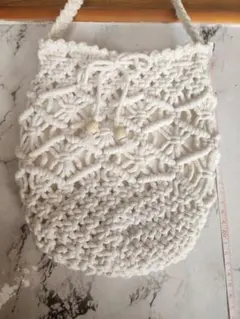 Item thumbnail for item 84a2ec0c-0176-4d3f-bab4-855cfd4a6e5e