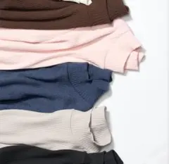 〈ユニクロ〉UNIQLO　リブハイネックT　ライトグレー　長袖カットソー　S