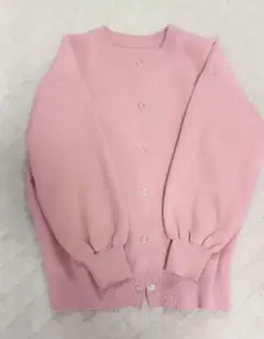 美品！イング　ピンクのニットカーディガン