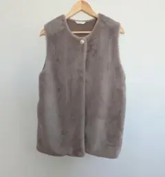 今期ANNA LUNAアンナルナ グレージュグ ファーベスト★M