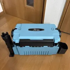 最安値在庫処分　タックルボックス（Lサイズ）ロッドホルダー1個　小物入れ1個