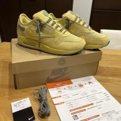 TravisScott × Nike AirMax 1トラヴィススコット　ナイキ