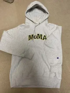 Champion MOMA パーカー