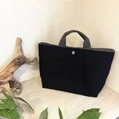 ハンドメイド 舟形トートMブラックノアール裏地ベージュボタンシルバー