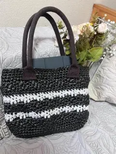 値下げ　ストライプデザインのトートバッグ かごバッグ