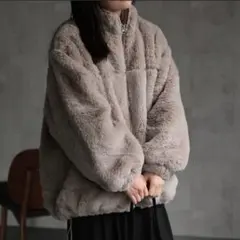 タイムセール！ボリュームファースタンドカラーブルゾン ファーコート