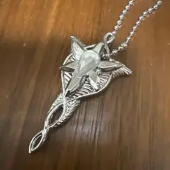 ロードオブザ・リング　ネックレス Amazon | ロード・オブ・ザ・リング Evenstar ネックレス, One