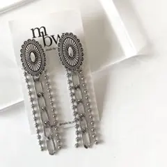 2way コンチョボタン 3連チャーム タッセル ピアス イヤリング