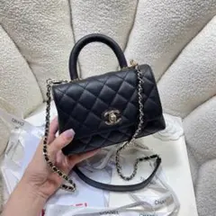 CHANEL キャビアスキン ショルダーバッグのサムネイル