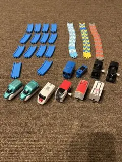 カプセルプラレール 鉄道玩具