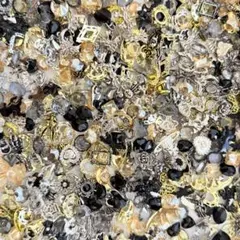 【２０個】ネイルパーツ　ラインストーン　まとめ売り　ブラック　ゴールド　地雷系