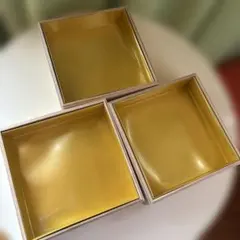 木製正方形重箱 3段 ゴールド紙内装