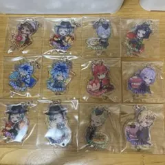 ディズニーツイステッドワンダーランド　トレーディングアクリルキーホルダー