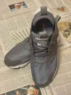 美品　リーボック　フューリーライト　グレー　26.0