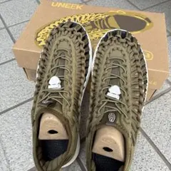 KEENキーン UNEEKO3ユニーク 25㎝　US７　専用箱入