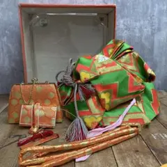 【極美品】七五三 7歳 和装小物セット 結び帯 草履 バッグ 筥迫 緑×金 豪華