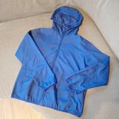 UNIQLO KIDS ポケッタブルパーカ 150 ブルーのサムネイル