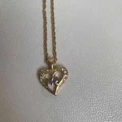 ゴールドトーン ハート型ネックレス　ニナリッチ
