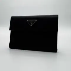 □ a2484 PRADA 三角ロゴ 三角プレート 二つ折り財布 ナイロン - メルカリ