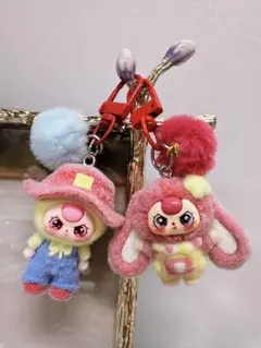 【ハンドメイド新作】可愛い キーホルダー　2個セット　プレゼント付き