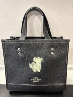 coach バック　犬の刺繍 美品！のサムネイル