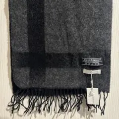 ラムウール マフラー グレーとブラック ストライプ
