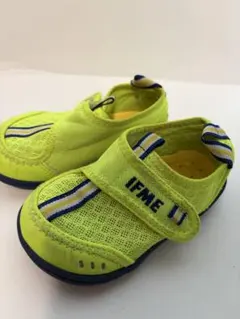 IFME 蛍光イエロー ベビーサンダル 13.5cm