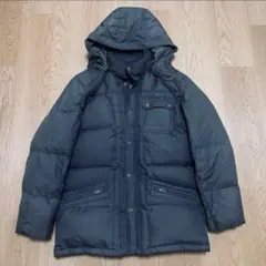 フード付きダウンジャケット