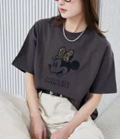 新品　Disney ミニーマウス Tシャツ チャコールグレーのサムネイル