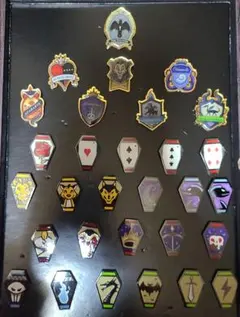 ツイステッドワンダーランド ツイステ コンプリートBOX ピンズ ピンバッジ