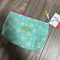 新品タグ付き　fafa 花柄ポーチのサムネイル