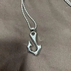 フィッシュフック ペンダント ネックレス