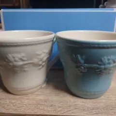 Wedgwood フェスティビティマグカップ 2個セット アイボリー／ブルー