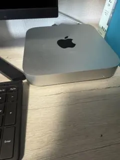 nn79k様用Macmini (M2, 8GB,256GB SSD) モニター付
