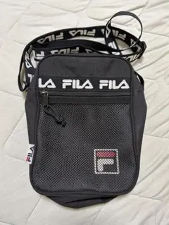 FILA フィラ ショルダーバッグ ブラックのサムネイル