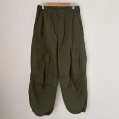 GUスーパーワイドカーゴパンツ　カーキ　オリーブ　Sサイズ