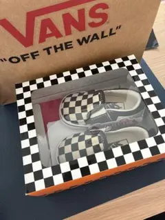 新品未開封　VANS V98BABY スリッポン 12cmブラック/ホワイト