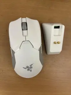 Razerマウス本体とドックのみ