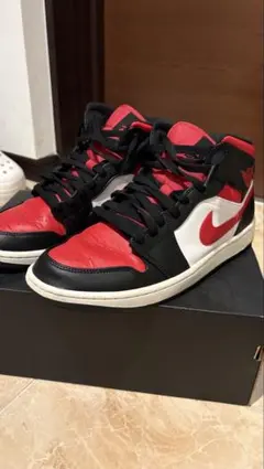Air Jordan 1 Retro High OG F# 赤黒白