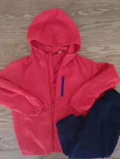 ユニクロ　キッズ　ポケッタブルパーカー　パンツセット