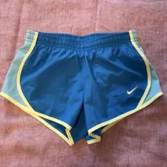 NIKE キッズ　ランニングパンツ　XSのサムネイル