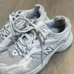 new balance 725 スニーカー