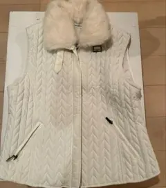 ホワイト　キルティングベスト　Ｌ