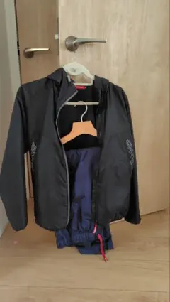 オンヨネ　ウインドブレーカー　上下セット