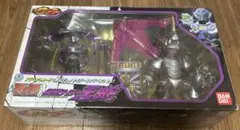 仮面ライダー龍騎 R&M 4 仮面ライダー王蛇 フィギュア
