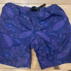 紫色ペイズリー柄ハーフパンツ