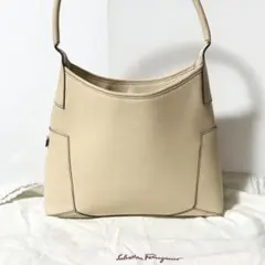 フェラガモ BK21-1200 ハンドバッグ ショルダーバッグ ベージュ レザーのサムネイル